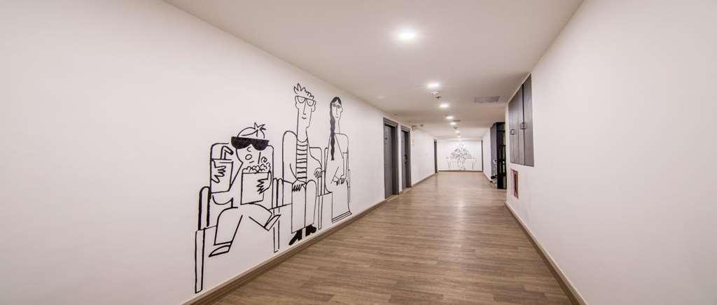 Oyo Townhouse 028 Corporate Suite نويدا المرافق الصورة